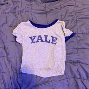Yale tee